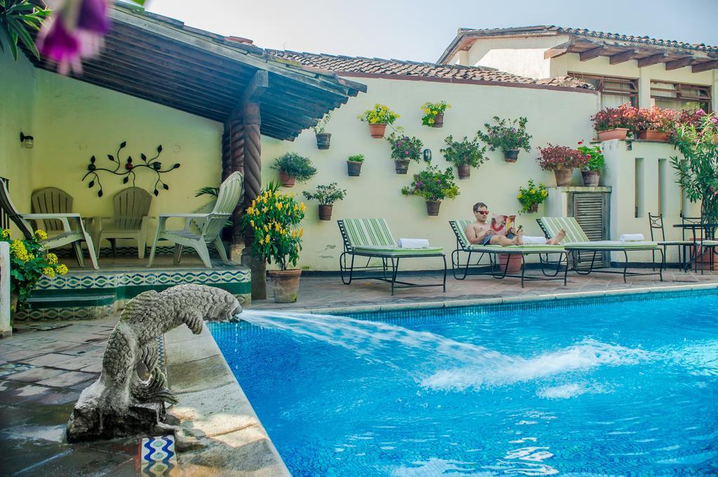 Hotel Casa Del Parque By Ahs Antigua Zewnętrze zdjęcie