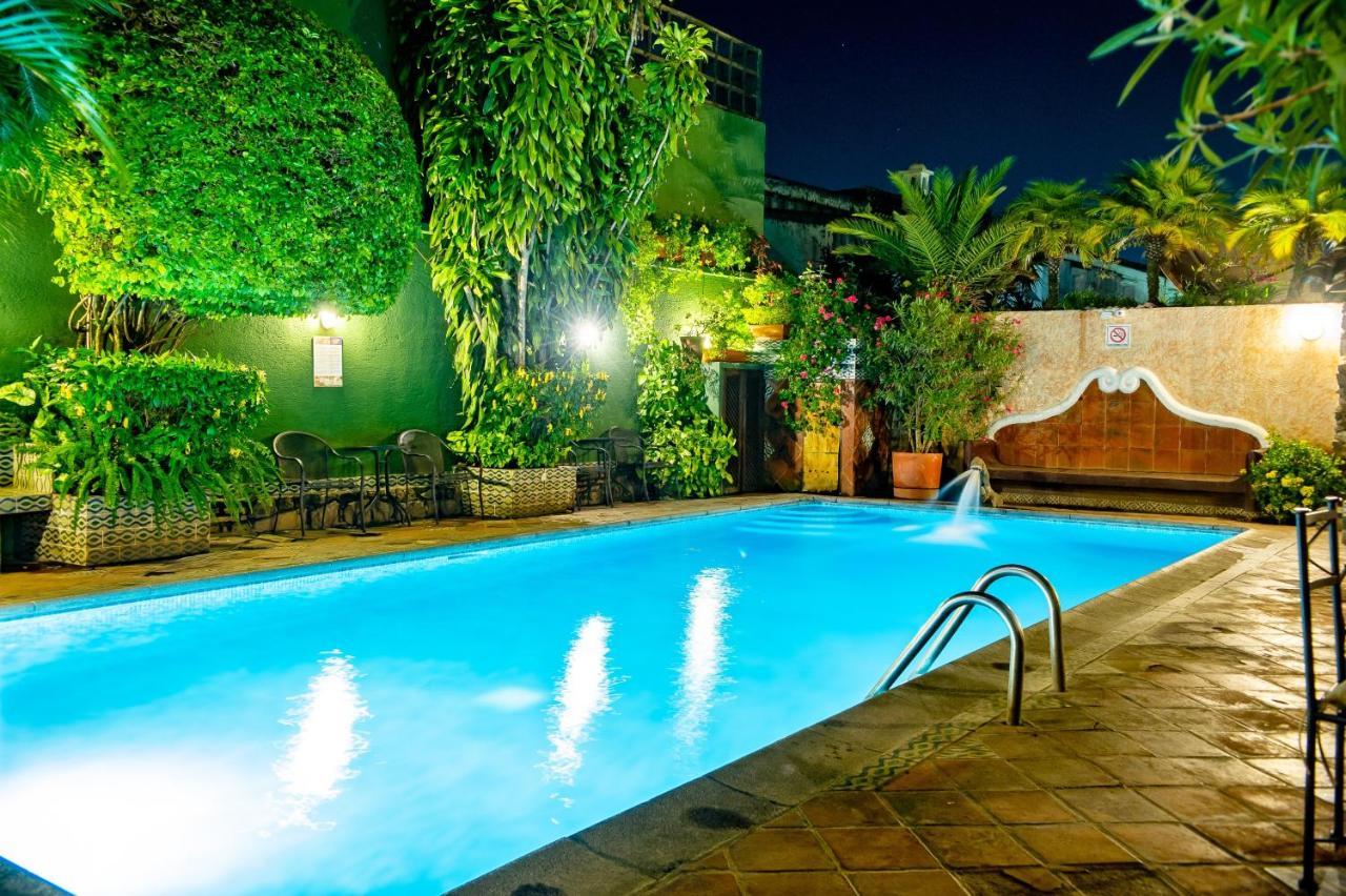 Hotel Casa Del Parque By Ahs Antigua Zewnętrze zdjęcie
